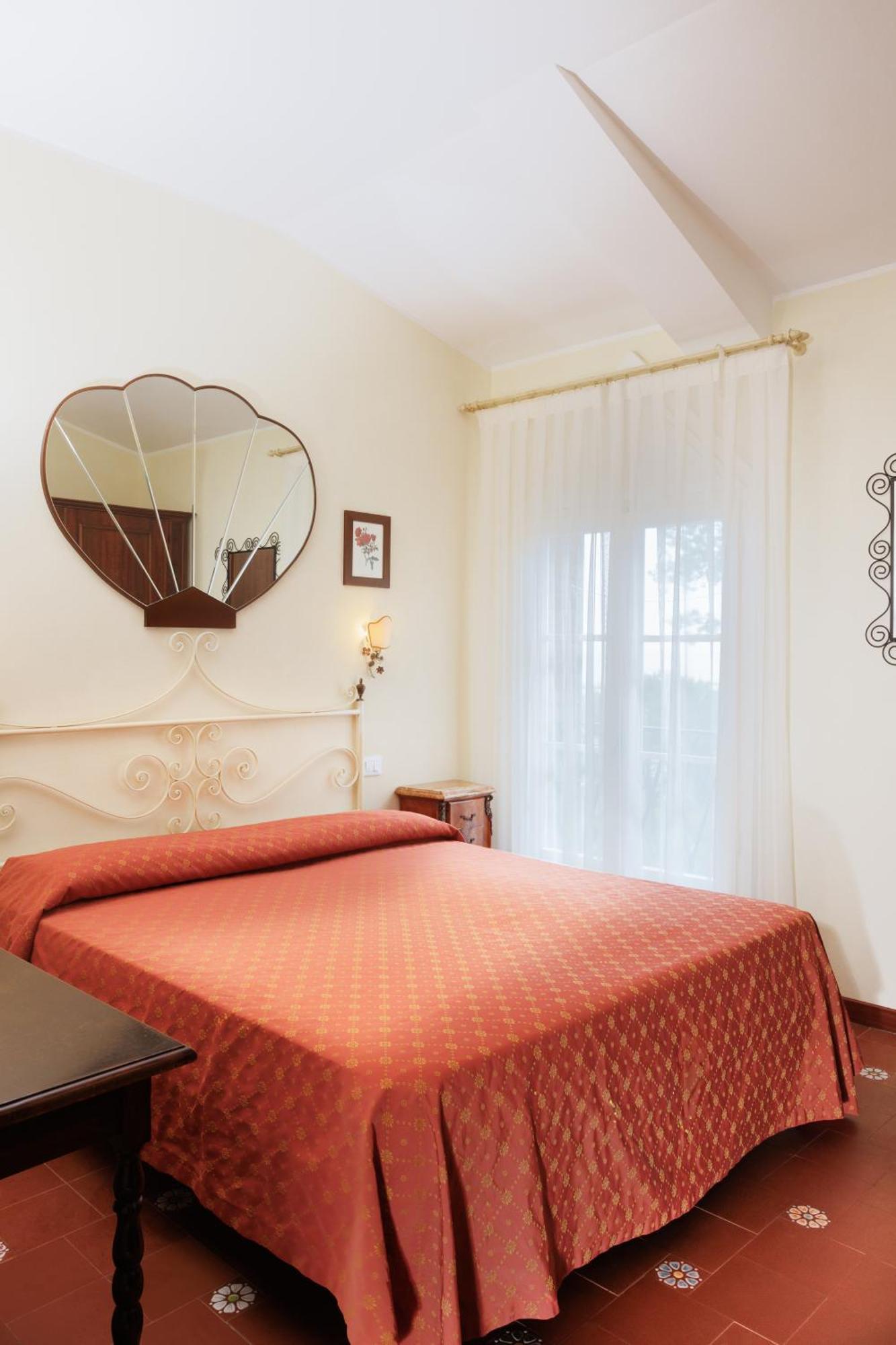 Hotel Locanda Delle Dune Белариа-Игеа Марина Екстериор снимка